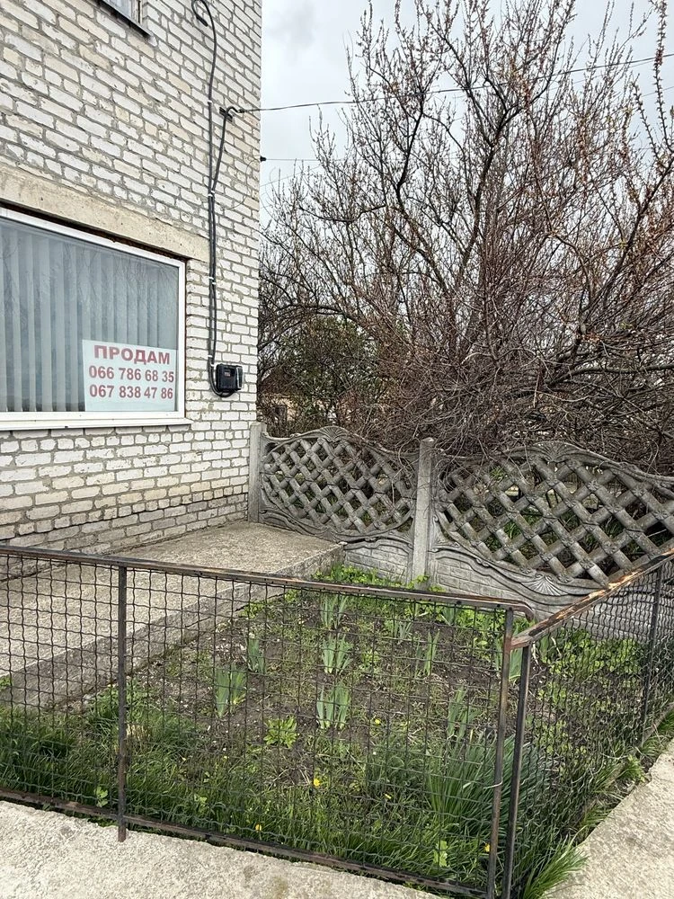 Продам газифікований двоповерховий будинок
