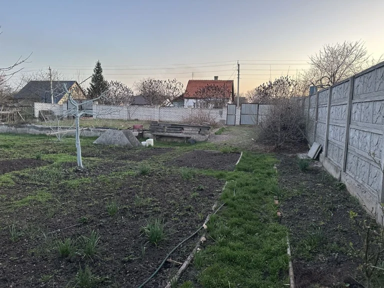 Під Будинок або як Дача
