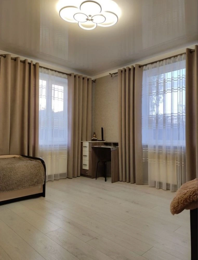 Продаж будинку  з мансардою 150 м2