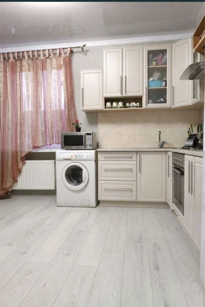 Продаж будинку  з мансардою 150 м2