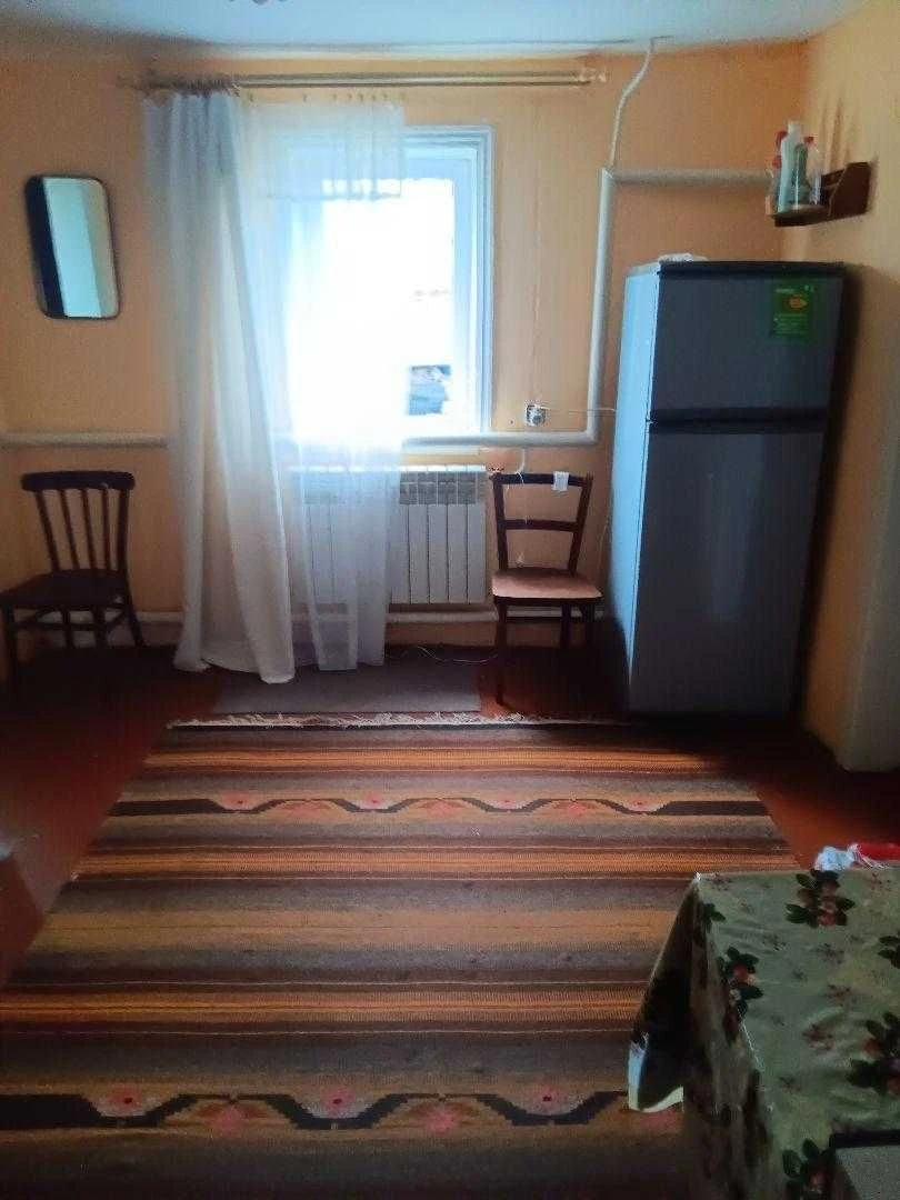 Продаж будинків, нерухомість, житло.