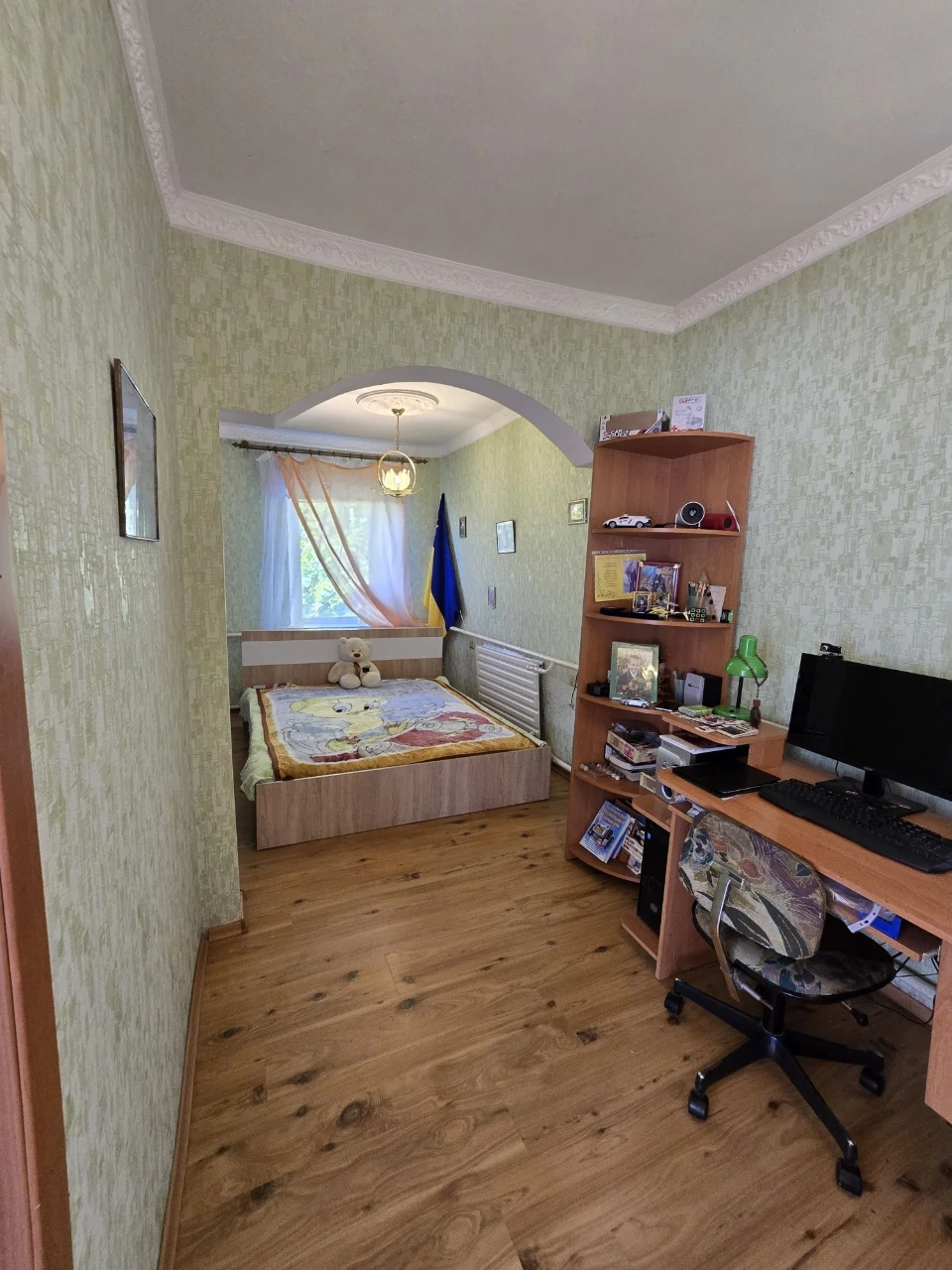 Будинок з меблями та технікою