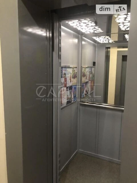 Sale of 3-room apartment 135 sq. m on Akhmatova Anna St. 22 • ID