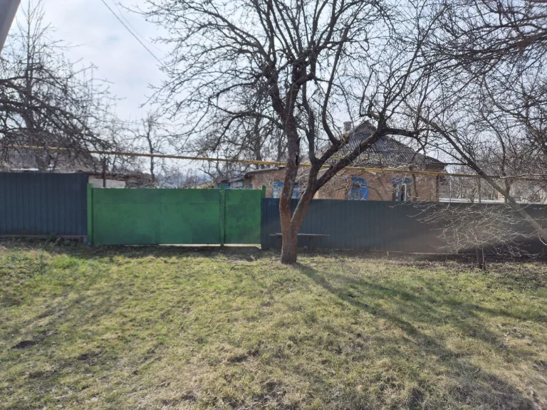 Ревівка продам будинок 25 сотих землі