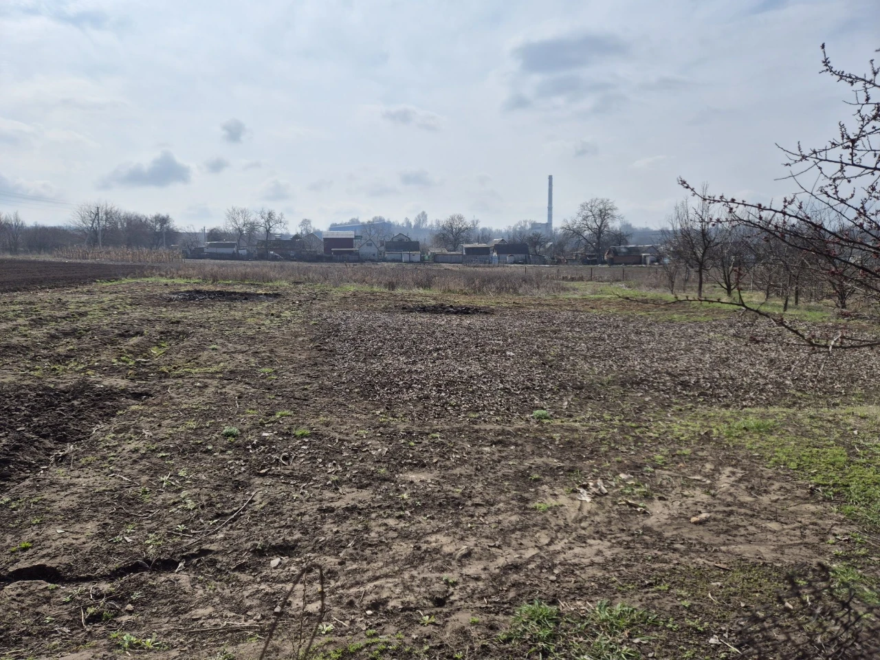 Ревівка продам будинок 25 сотих землі
