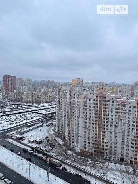 Sale of 3-room apartment 135 sq. m on Akhmatova Anna St. 22 • ID