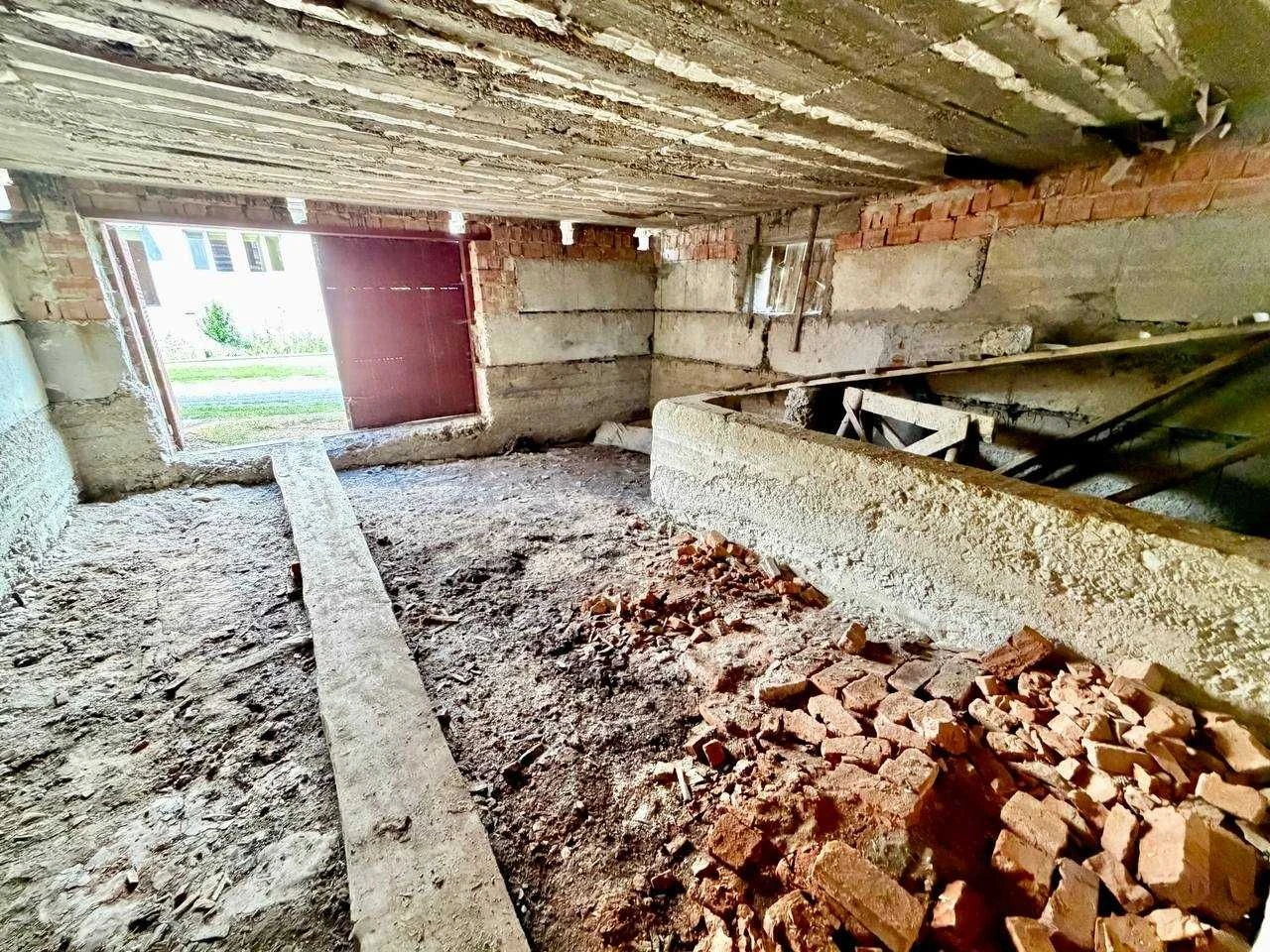 Продаж незавершеного будівництва (65% готовності) у м. Борис
