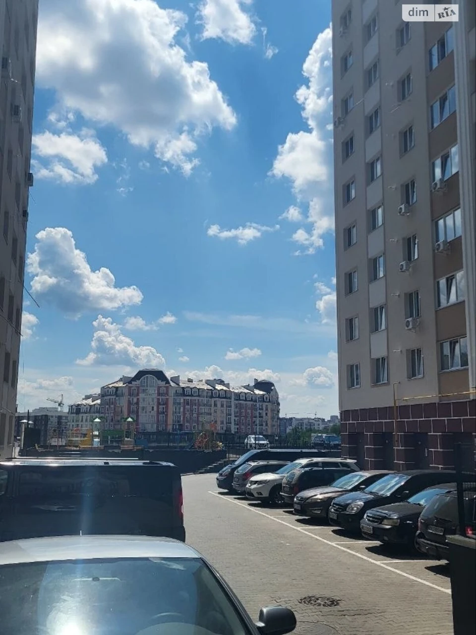 Продаж Квартира Озерна