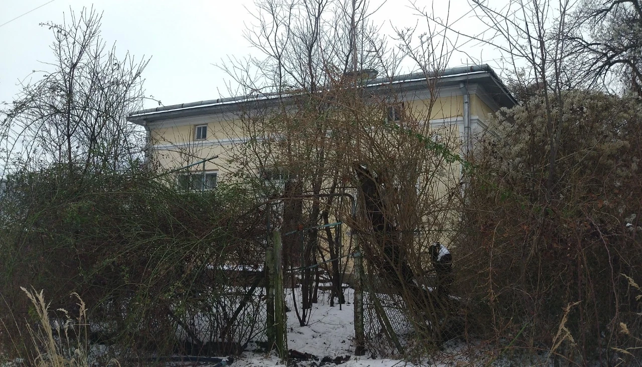 Продаж по житловому сертифікату цегляного  будинку в Борисла