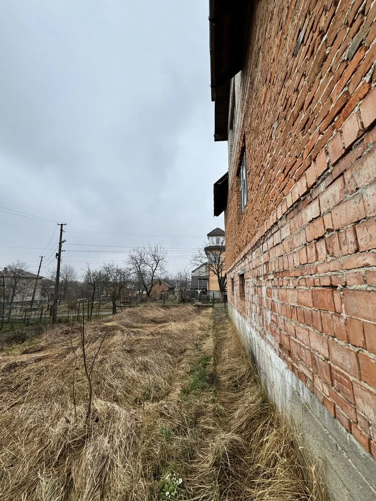 Продаж незавершеного будинку + земельна ділянка, у м. Борисл