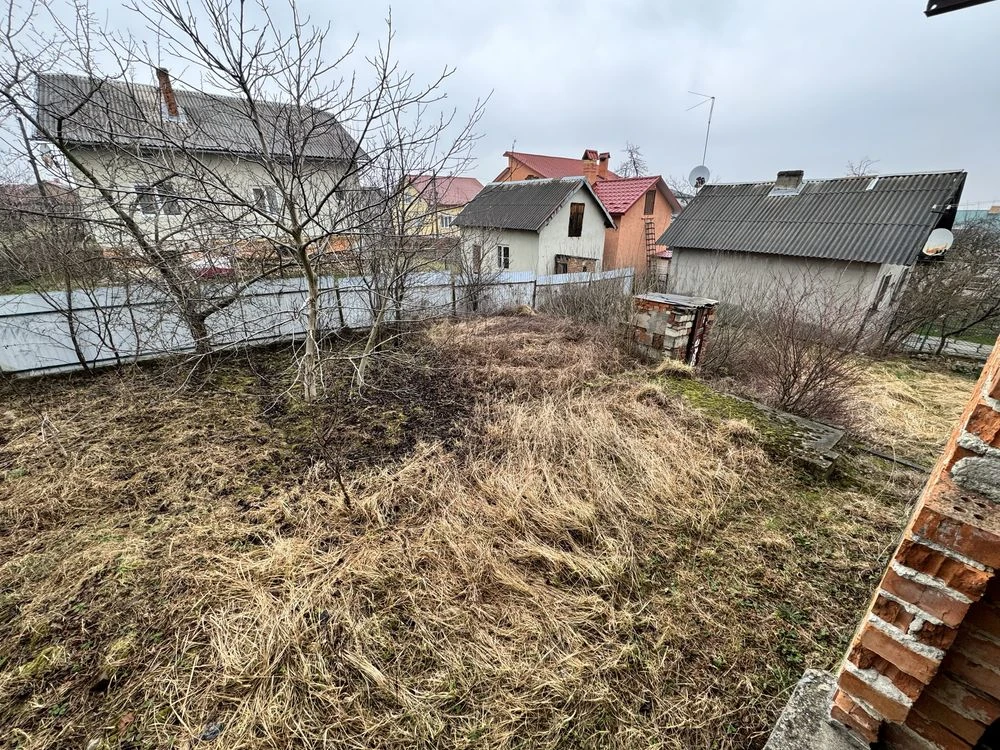 Продаж незавершеного будинку + земельна ділянка, у м. Борисл