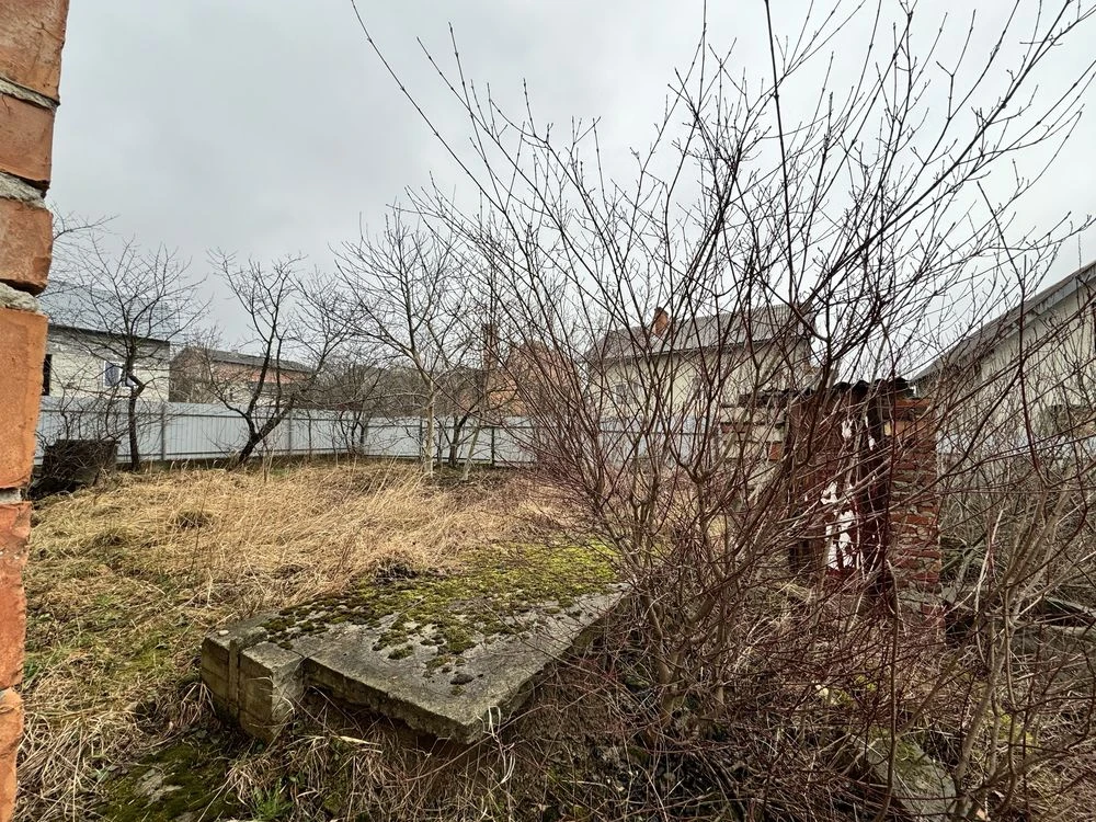 Продаж незавершеного будинку + земельна ділянка, у м. Борисл