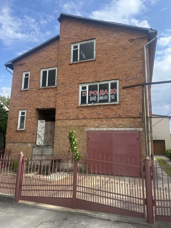 Продам будинок в Бродах, вул. Сизова 26.