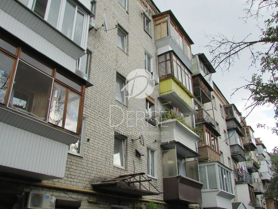 #15043 3K-Sale Center Pechersk Lavrska Park of Glory