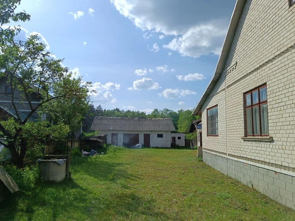 продається цегляний будинок с.Конюшків (6 км. від м.Броди)