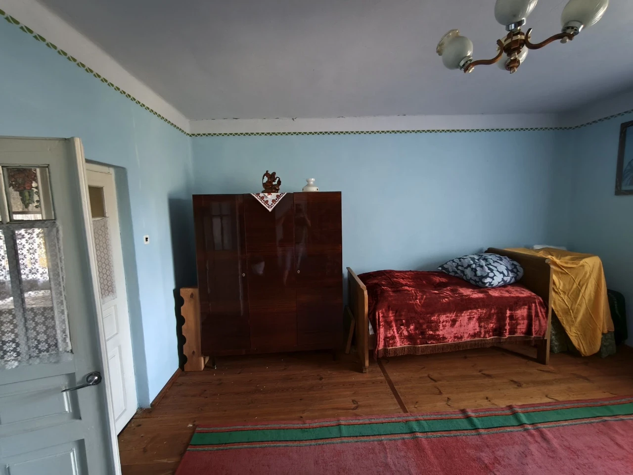 продається цегляний будинок с.Конюшків (6 км. від м.Броди)