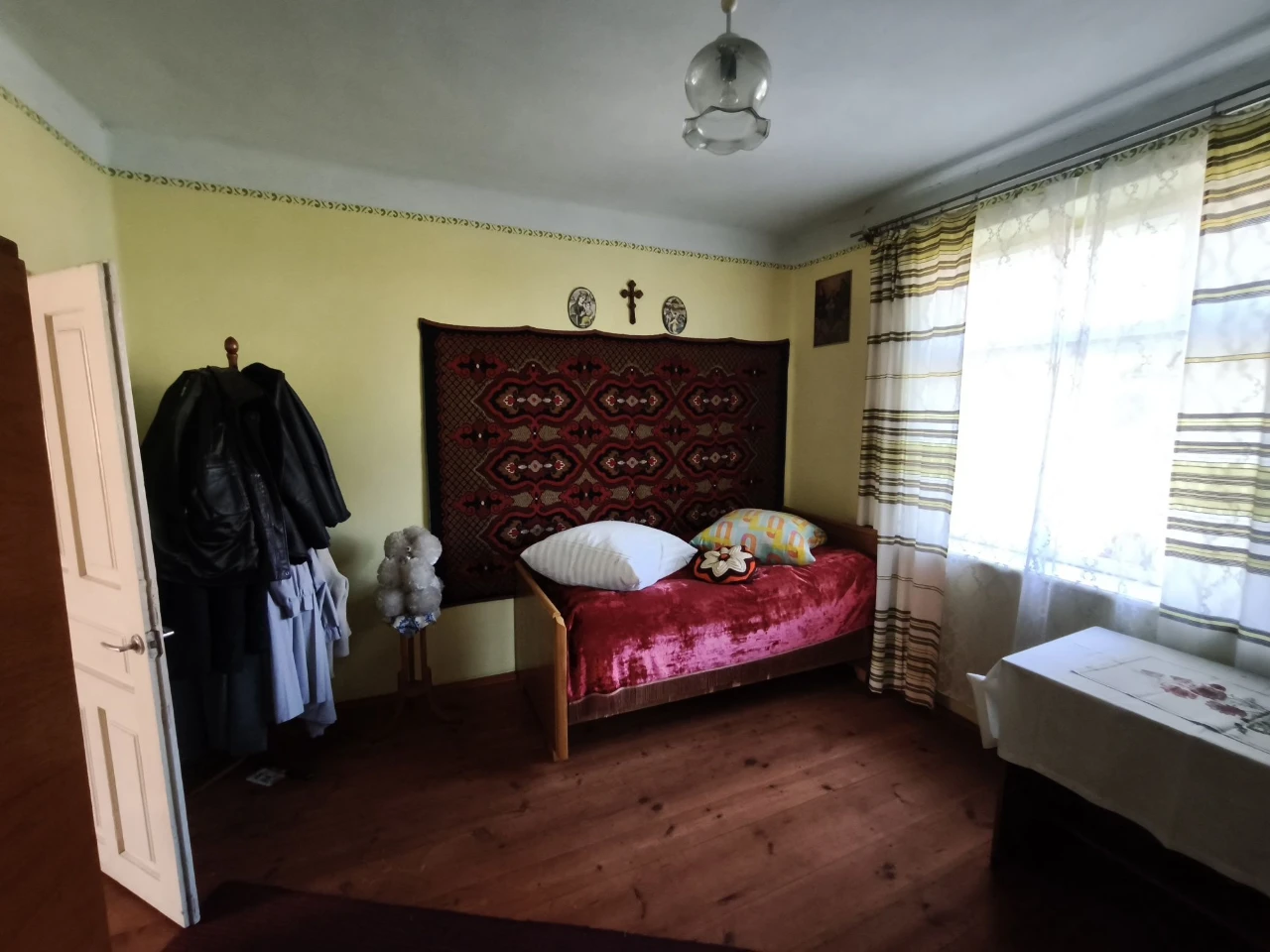 продається цегляний будинок с.Конюшків (6 км. від м.Броди)