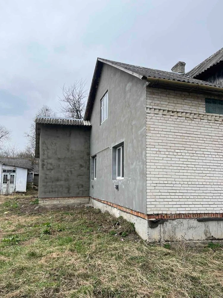 Продається цегляний будинок  с. Суховоля , Бродівський р-н