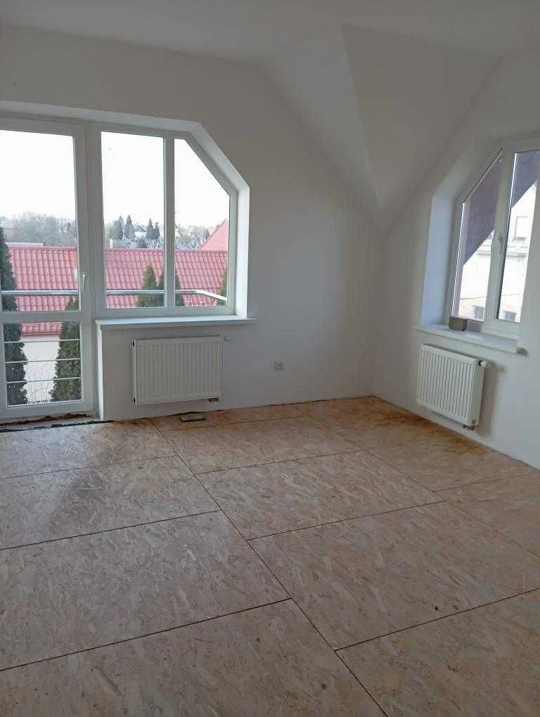 Просторий будинок 297 м2 у місті Городок, Львівської області