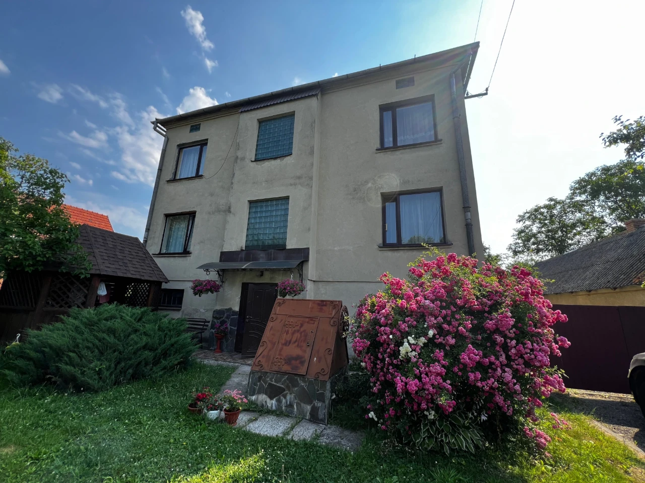 Продаж будинку, 2 поверхи, 20км від Львова