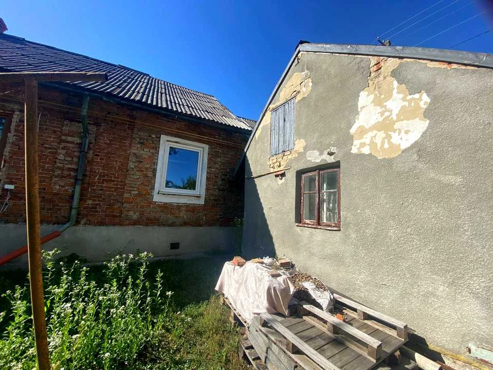 Будинок. Городок, Заставська