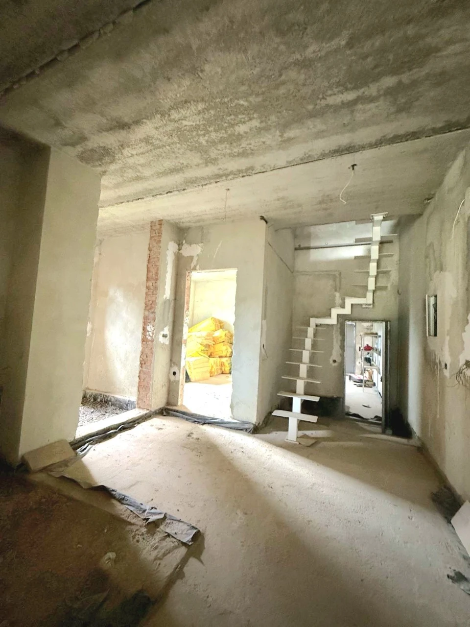 Продається будинок від Львова 30км.місто  Городок