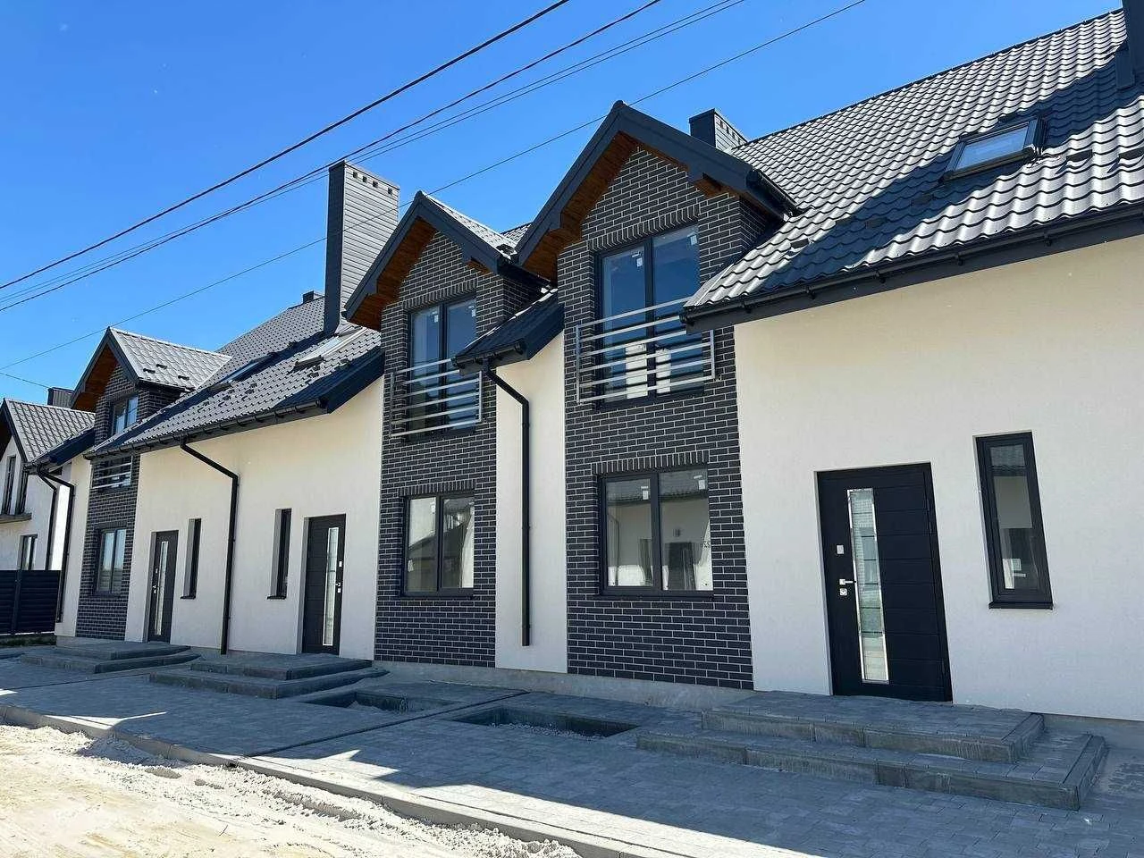 Продаж двоповерхового котеджу (спарка), 125м.кв. Здано в екс