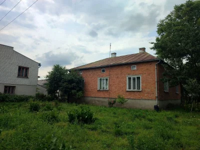 Продаж 4-кімнатного будинку із земельною ділянкою (9 соток)