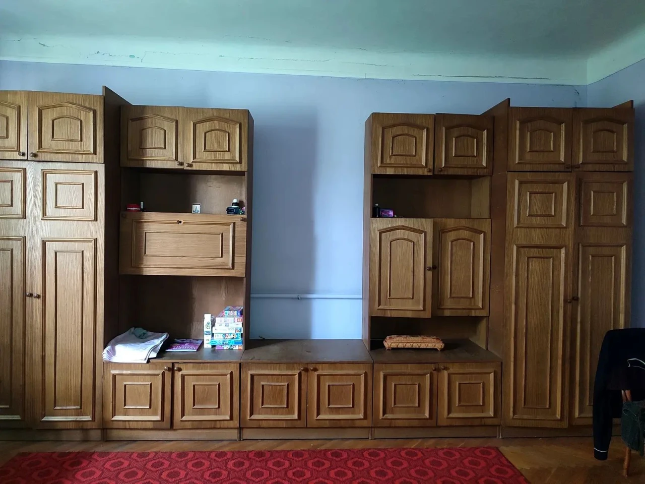 Продаж 4-кімнатного будинку із земельною ділянкою (9 соток)