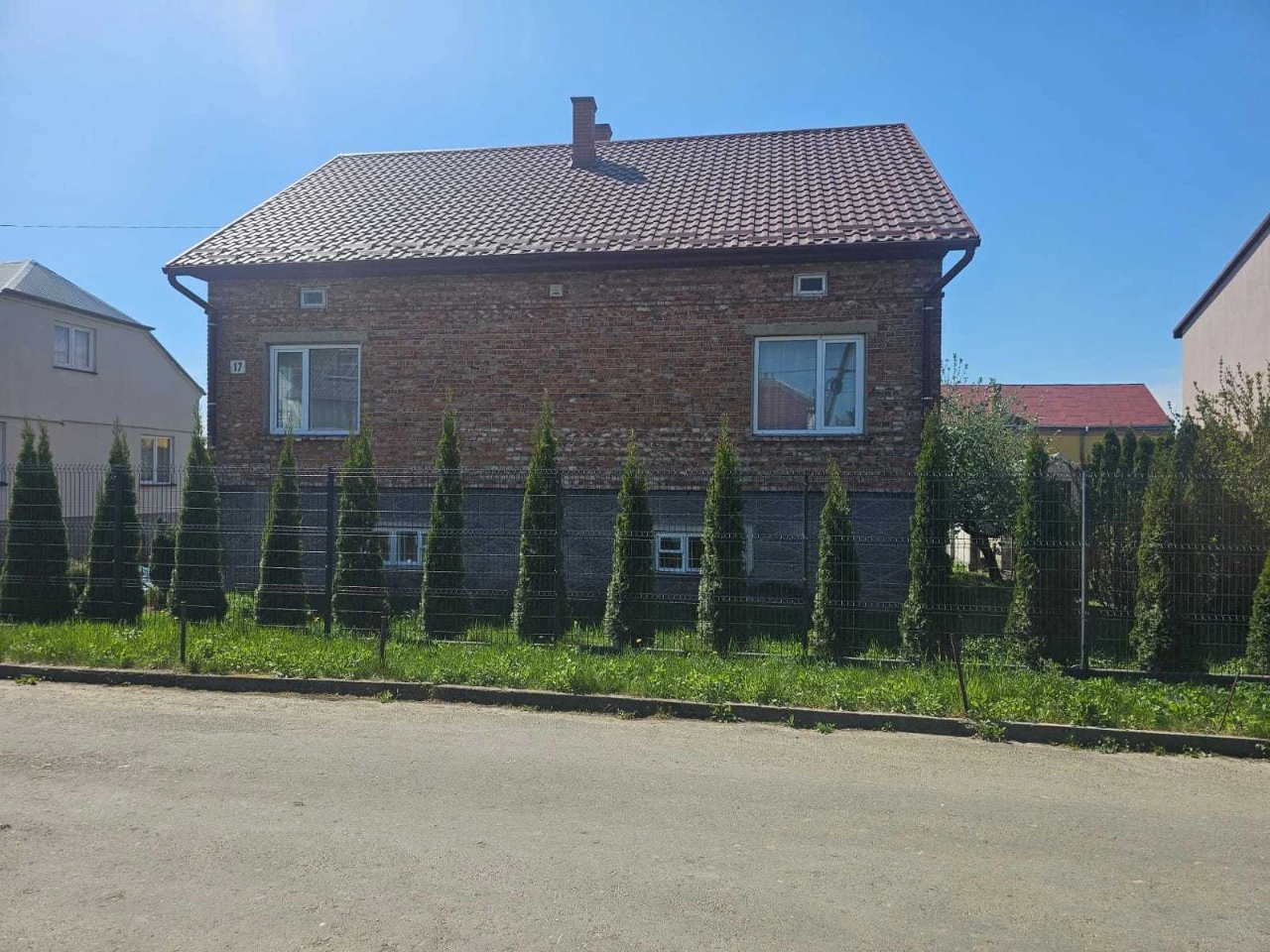 Продаж будинку в м. ГОРОДОК. Неподалік від центру.