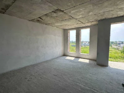 Триповерховий будинок з гаражем, 145м.кв, спарка