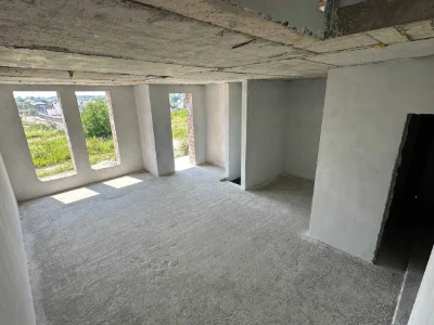 Триповерховий будинок з гаражем, 145м.кв, спарка
