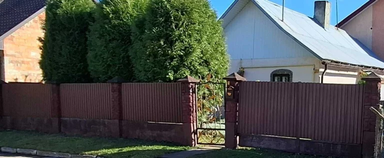 Продаж будиночку
