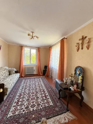Продаж будинку у с. Доброгостів