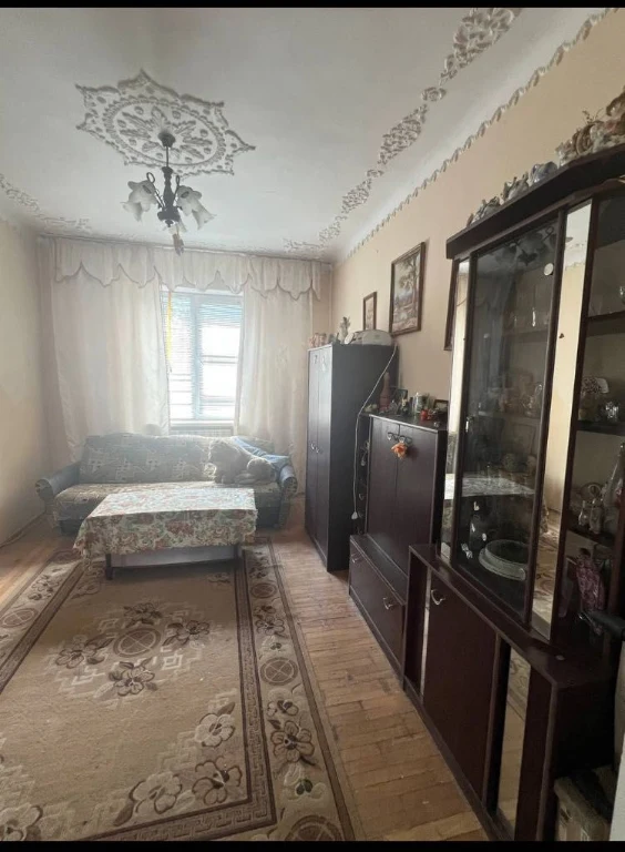 Продаж двох приватних будинків в центрі міста Дрогобич
