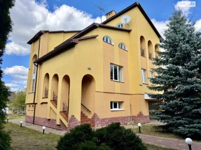 Продаж Дім