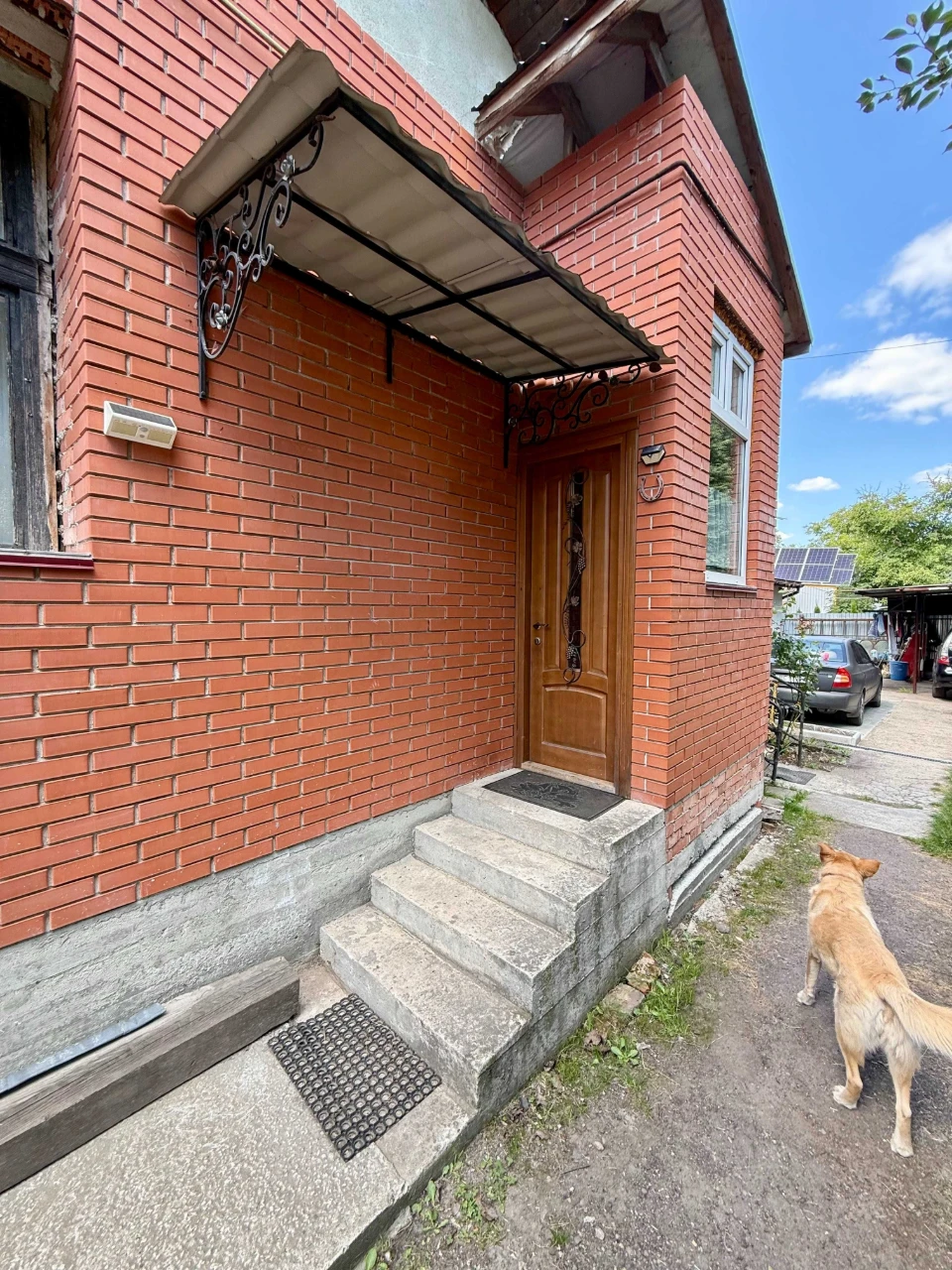 Продаж частини будинку з комерційним приміщенням по вул. Сам