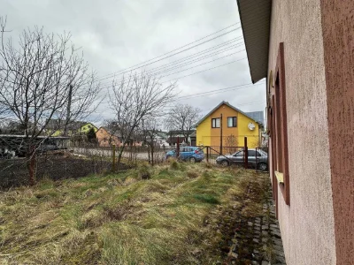 Продаж 2-поверхового будинку з частковим ремонтом | м. Дрого