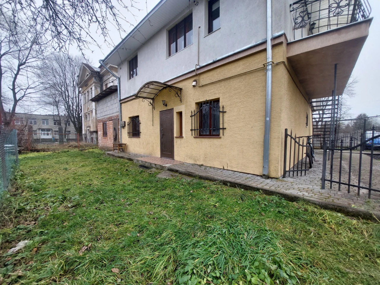 Продаж частини будинку 70.8 м2 в. Стрийська м. Дрогобич