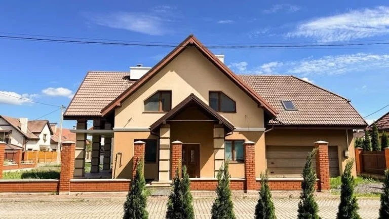 Продається сучасний будинок в престижному районі Дрогобича