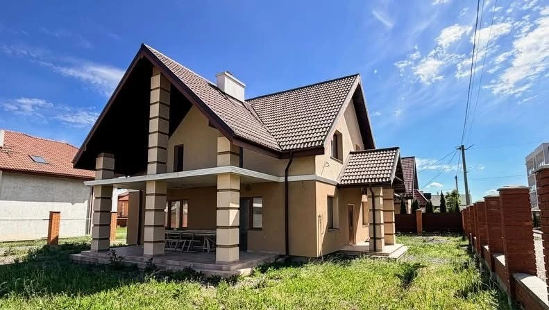Продається сучасний будинок в престижному районі Дрогобича