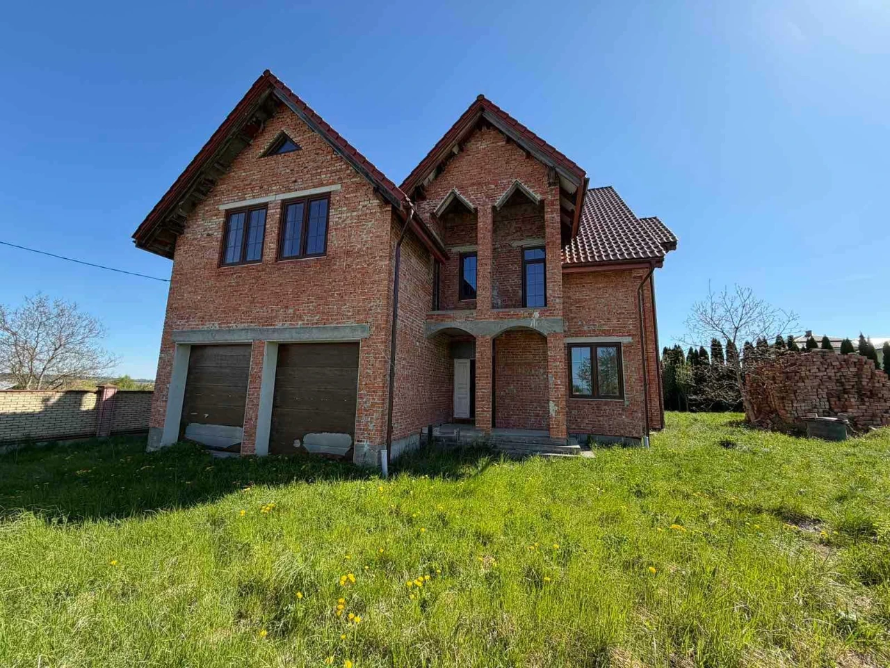 Продаж нестандартного ВІП будинку, лише 3 км. до м. Дрогобич