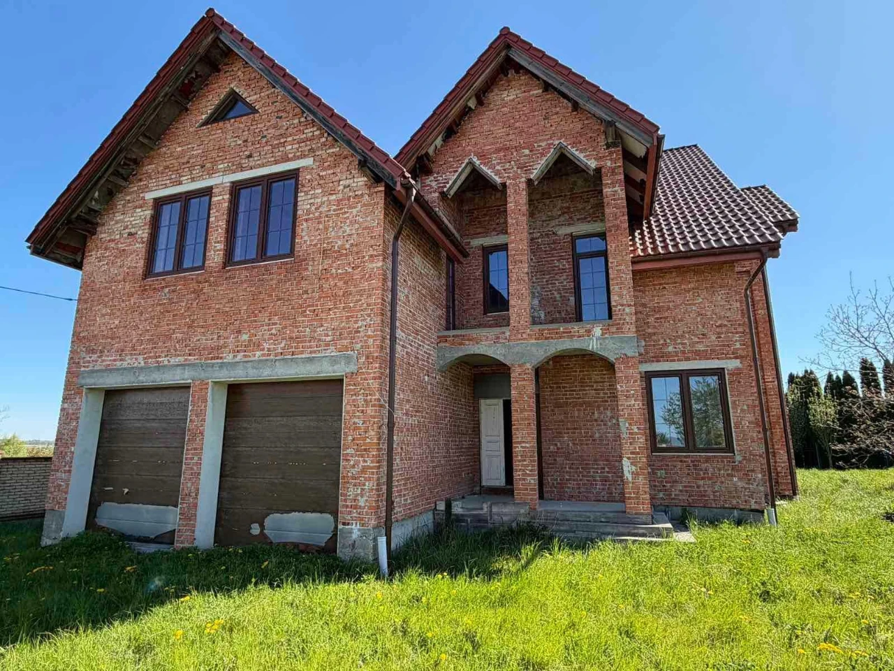 Продаж нестандартного ВІП будинку, лише 3 км. до м. Дрогобич