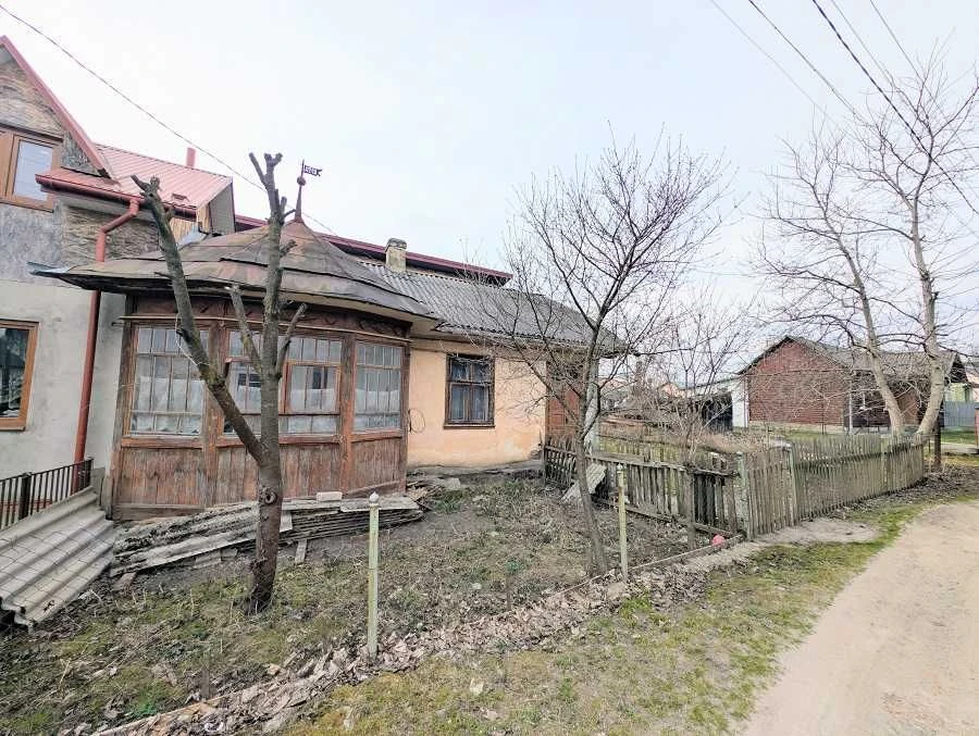 Продаж частини будинку з готовою добудовою вул. Рихтицька м.