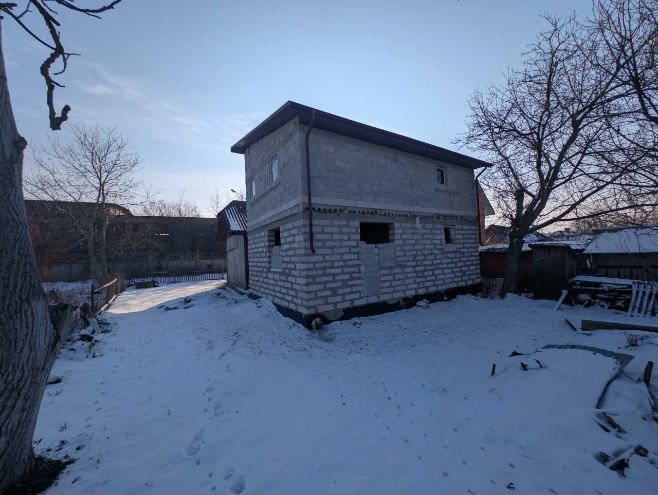 Продаж частини будинку з готовою добудовою вул. Рихтицька м.
