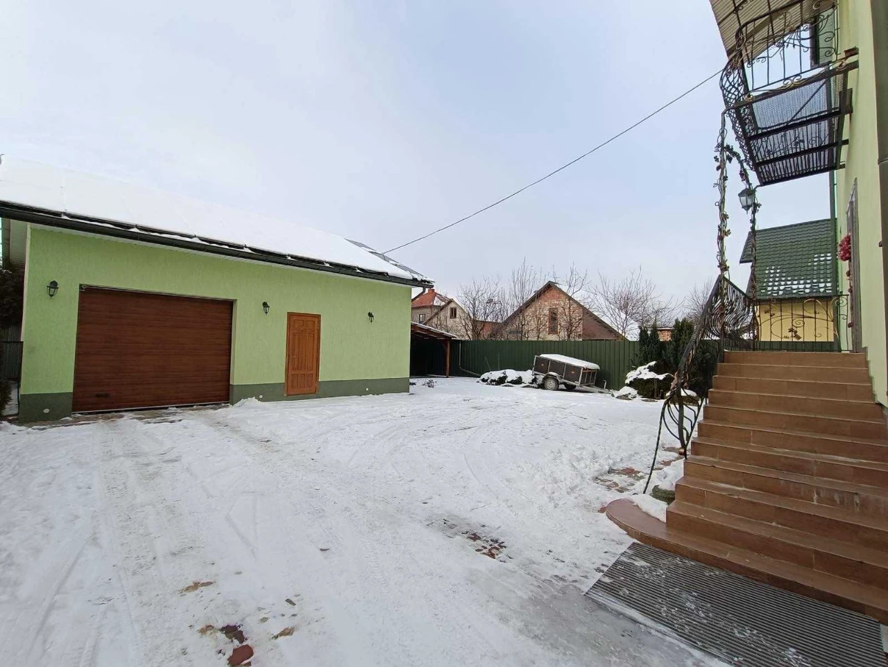 Продаж будинку з сонячними панелями, район школи №2, м. Дрог