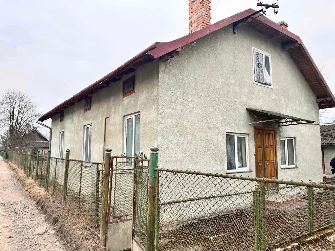 Продаж 4-кімнатного будинку + земля, р-н школи №2, у м. Дрог