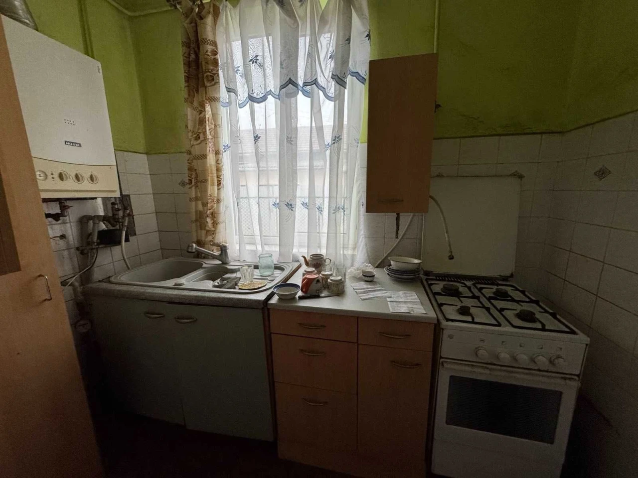 Продаж 4-кімнатного будинку + земля, р-н школи №2, у м. Дрог