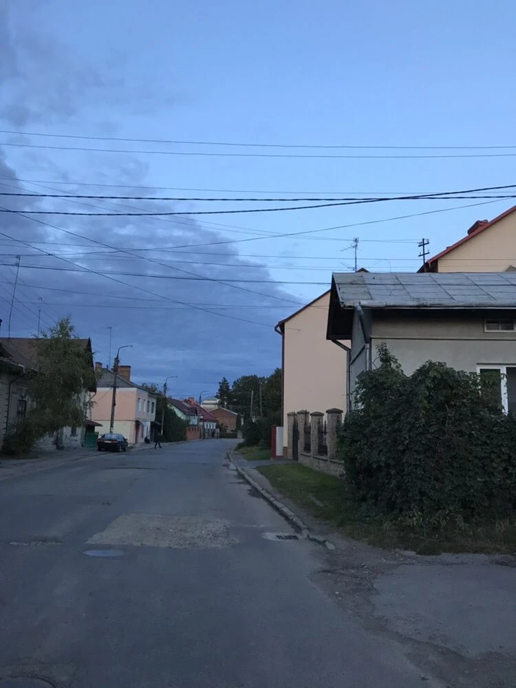 Продам приватний будинок з гаражем в центрі м.Дрогобич