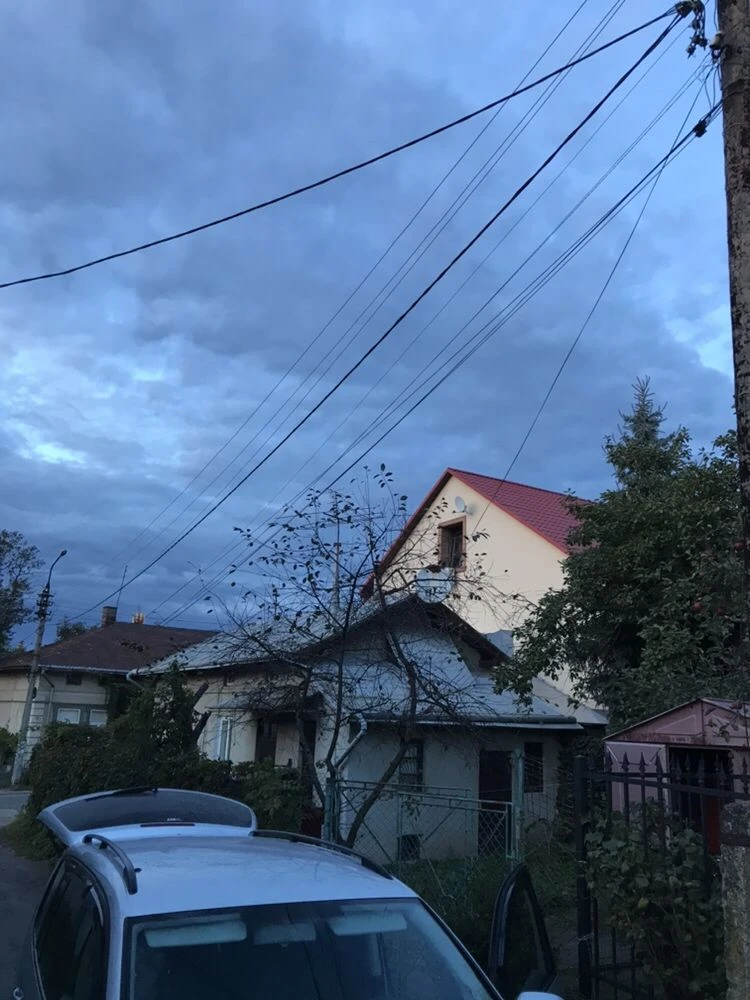 Продам приватний будинок з гаражем в центрі м.Дрогобич